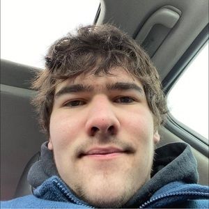 Meet your Posher, Zachary